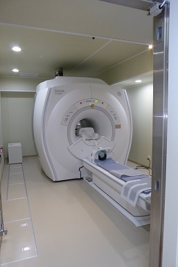MRI室P1020928